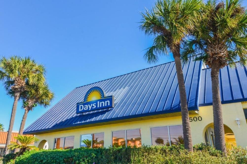 Days Inn By Wyndham Cocoa Beach Port Canaveral Exteriér fotografie